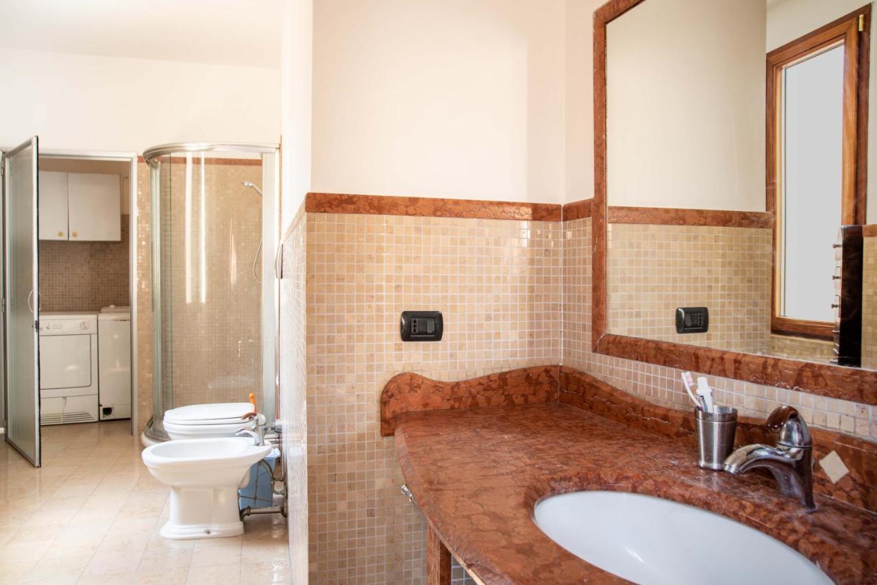 Abaca Rooms เลชเช ภายนอก รูปภาพ
